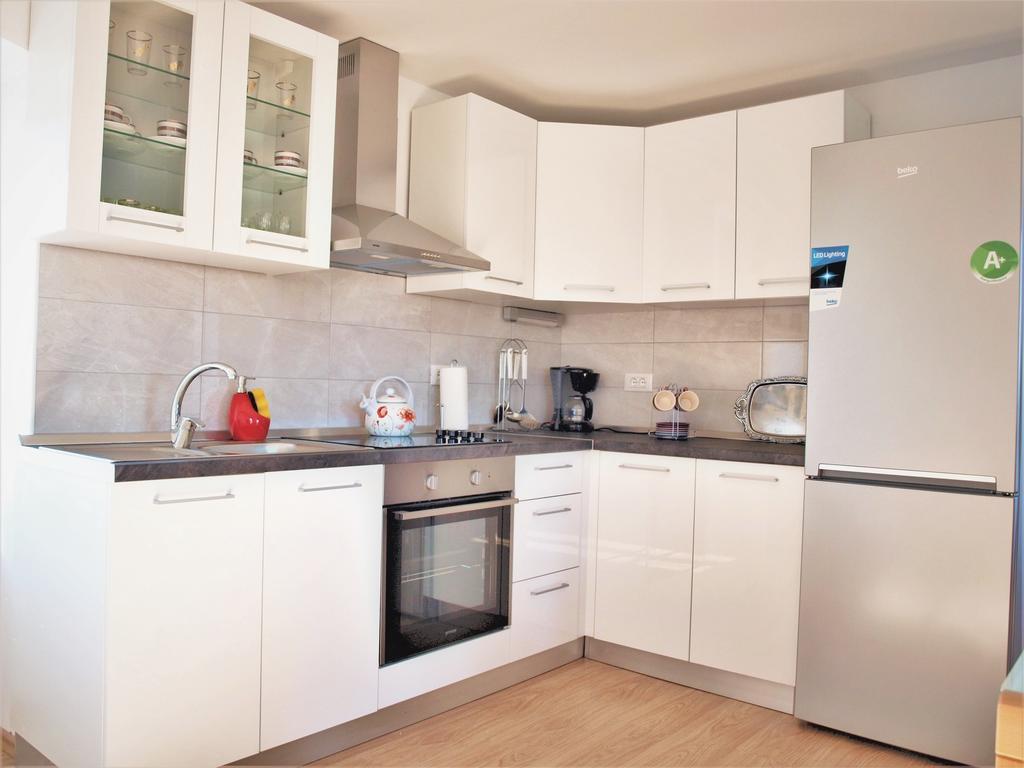 Apartment Rado Vrbnik Extérieur photo