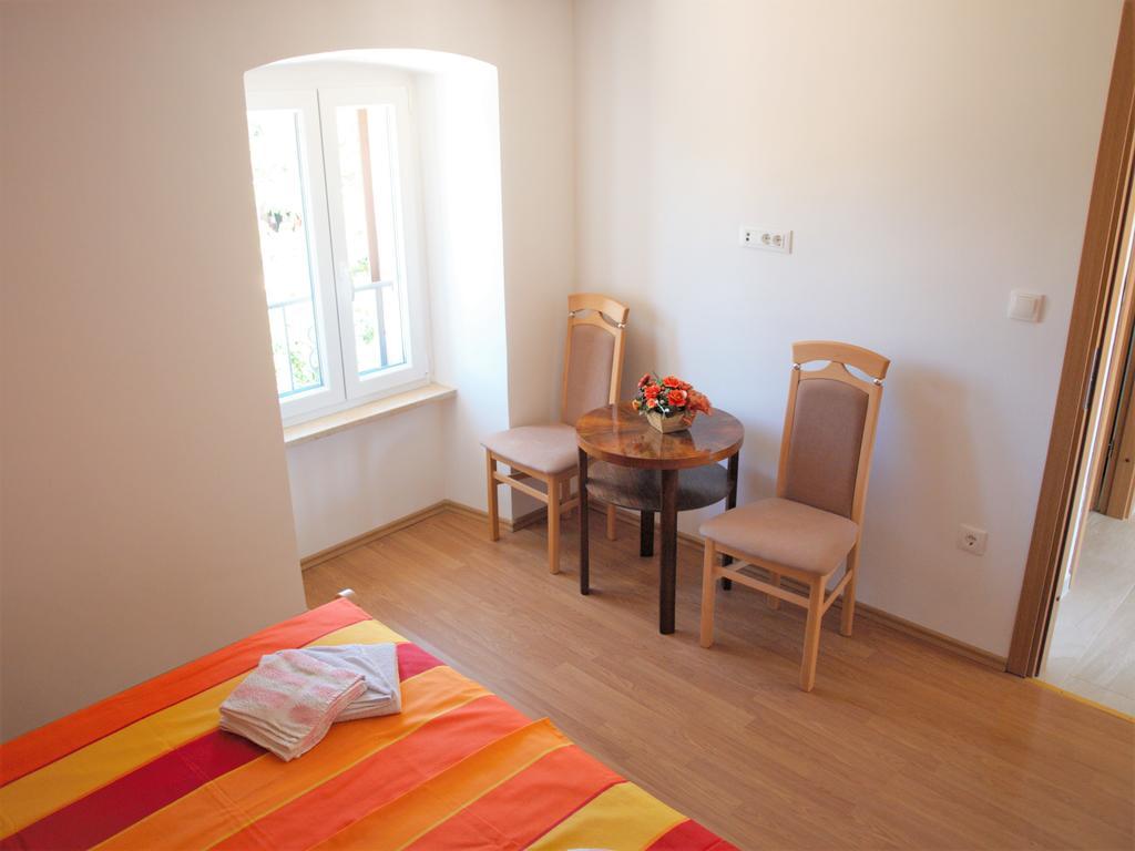 Apartment Rado Vrbnik Extérieur photo